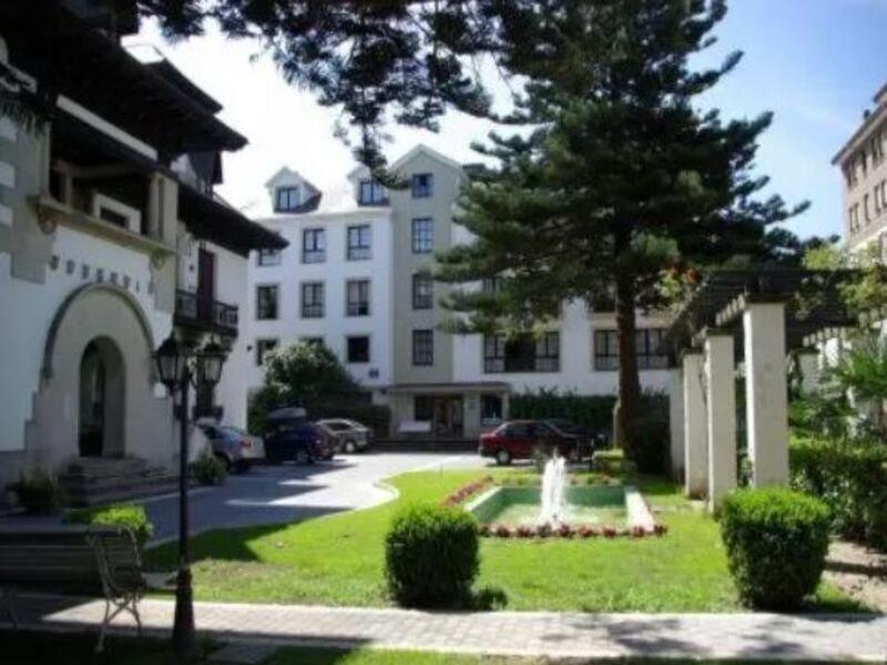 Hotel Y Apartamentos Arias نافيا المظهر الخارجي الصورة